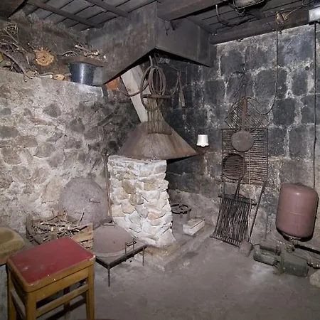 Art House Old Village Jesenice  Exteriér fotografie